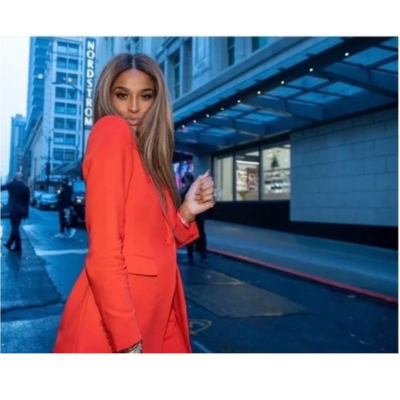 NWOT Lita by Ciara Revolve Fiery Red Blazer XXL $398 (97% viscose, 3% spandex) - Picture 4 of 9